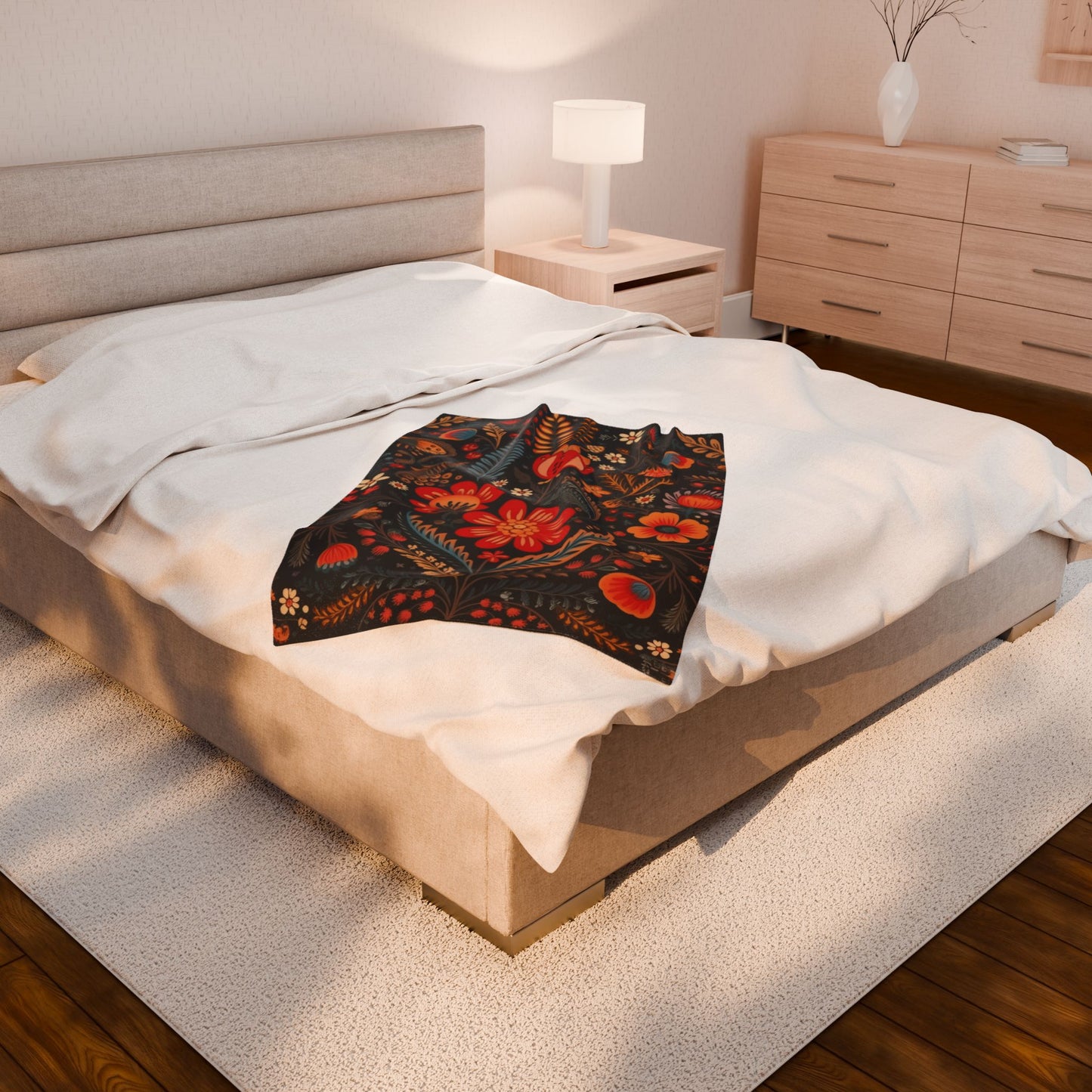 Velveteen Plush Blanket with Retro Polish Floral Design