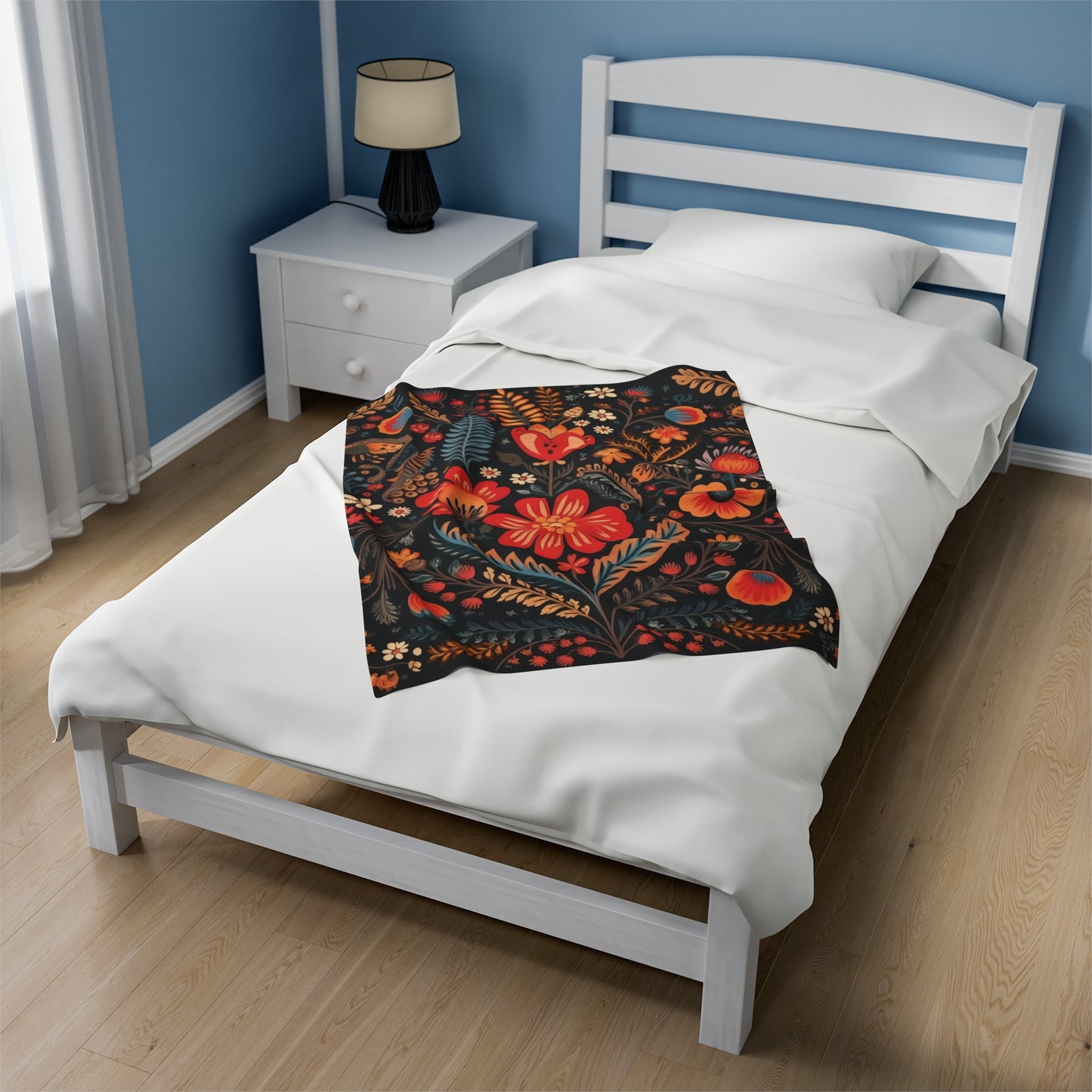 Velveteen Plush Blanket with Retro Polish Floral Design