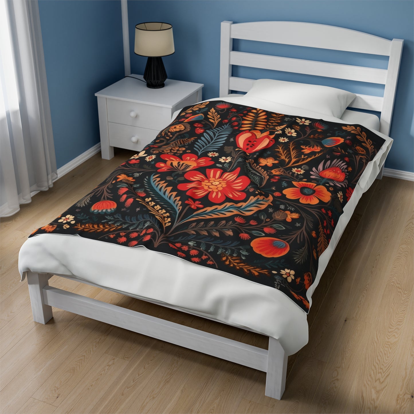 Velveteen Plush Blanket with Retro Polish Floral Design